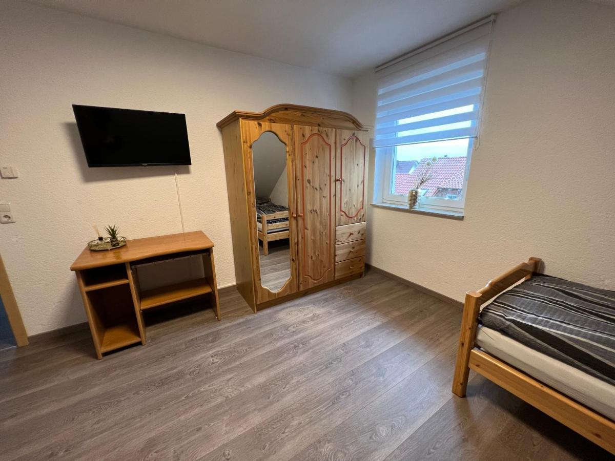 Ferienwohnung Loewen Wabern Eksteriør bilde